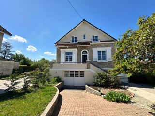  Maison  vendre 8 pices 170 m