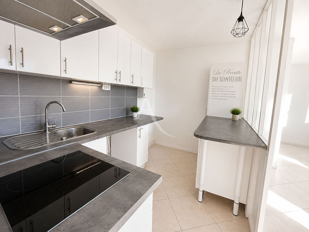 Appartement Saint Thibault Des Vignes T1 bis 40 m2