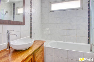  Appartement � vendre 4 pi�ces 97 m�