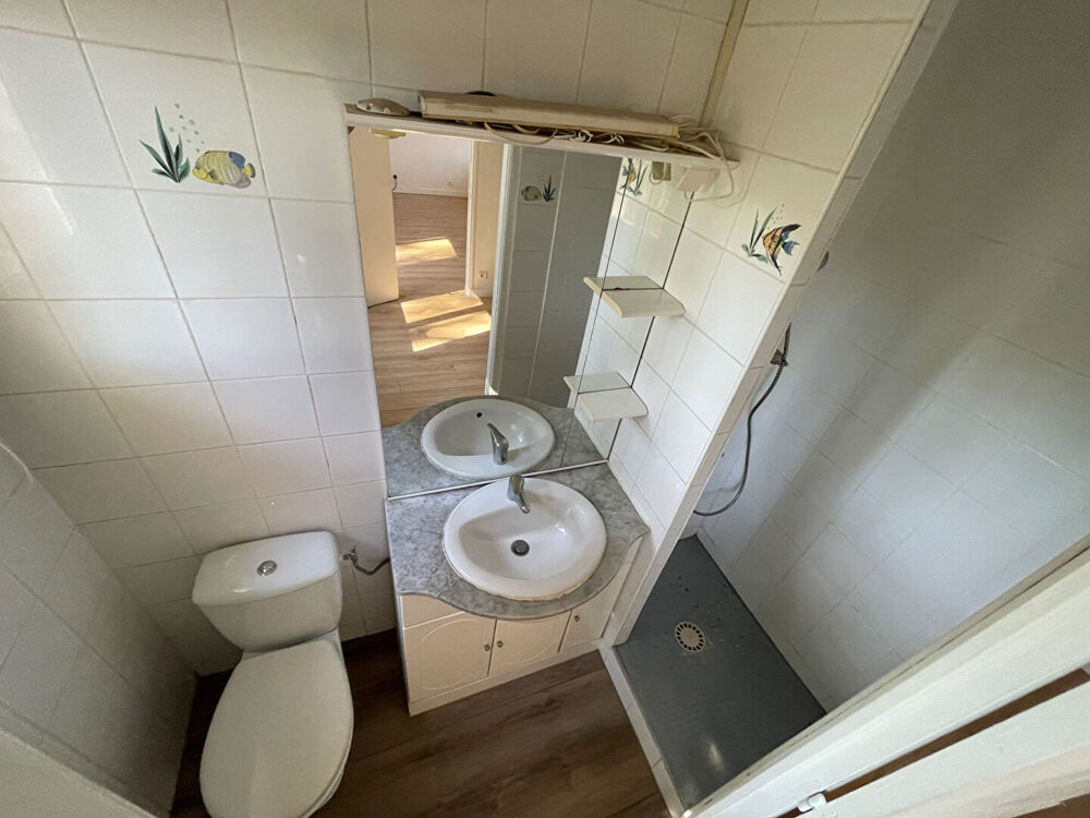 Location Appartement À louer - Appartement T2 de 30 m² avec jardinet et parking - Campagne des Milles Aix en provence
