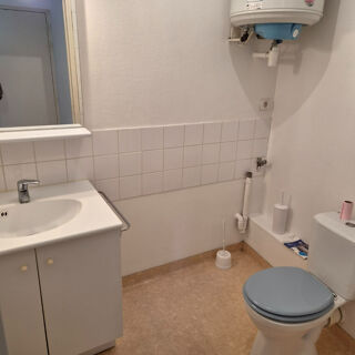  Appartement à louer 2 pièces 36 m²