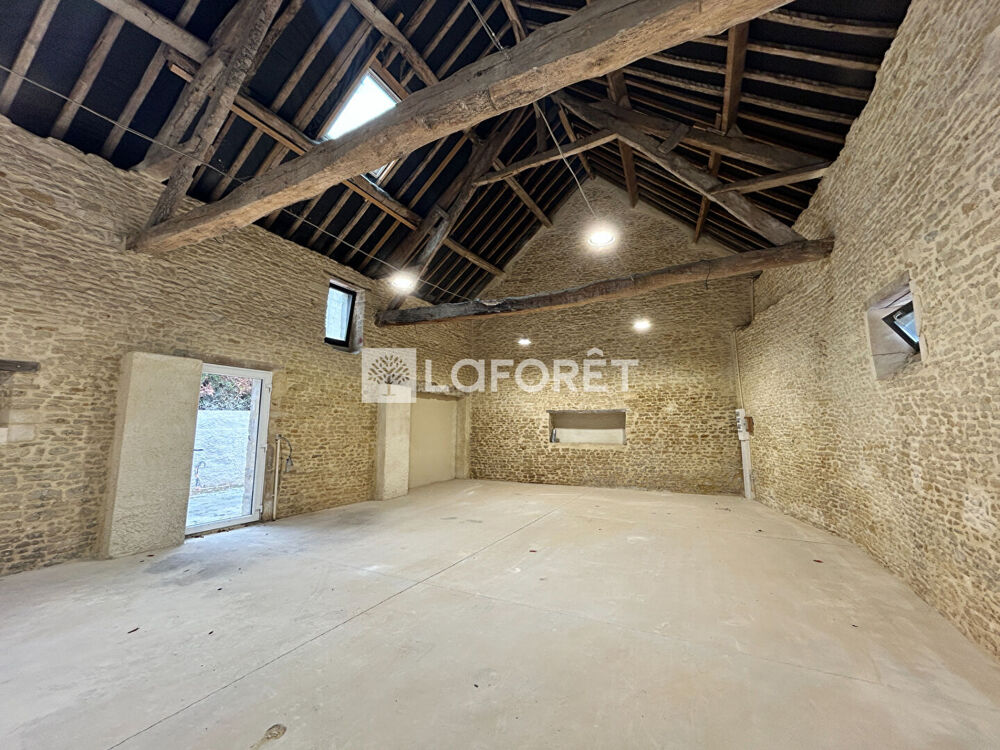 Bâtiment en pierres rénové,137m² , à aménager, Moult Chicheboville