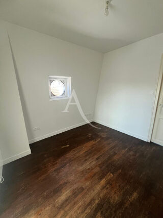  Appartement à louer 1 pièce 30 m²