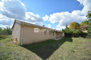  Maison à louer 4 pièces 117 m²