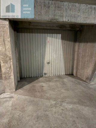  Parking / Garage � louer 