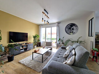  Appartement  vendre 4 pices 74 m