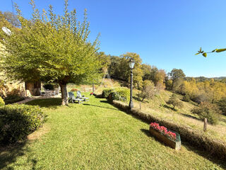  Maison  vendre 7 pices 445 m