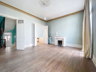  Maison � vendre 8 pi�ces 221 m�