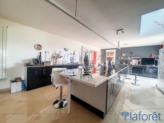  Maison � vendre 9 pi�ces 230 m�