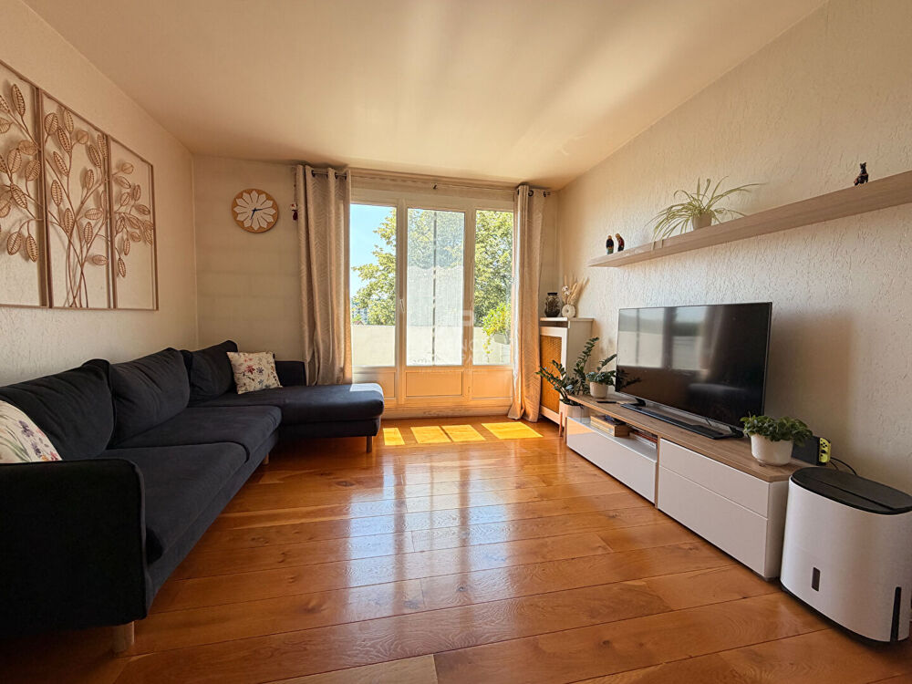 Location Appartement Appartement 3 pièce(s) 55 m2 15 min à pied RER A - Saint Germain En Laye Saint germain en laye