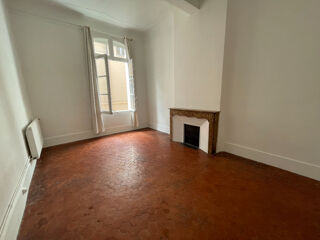  Appartement à louer 4 pièces 97 m²