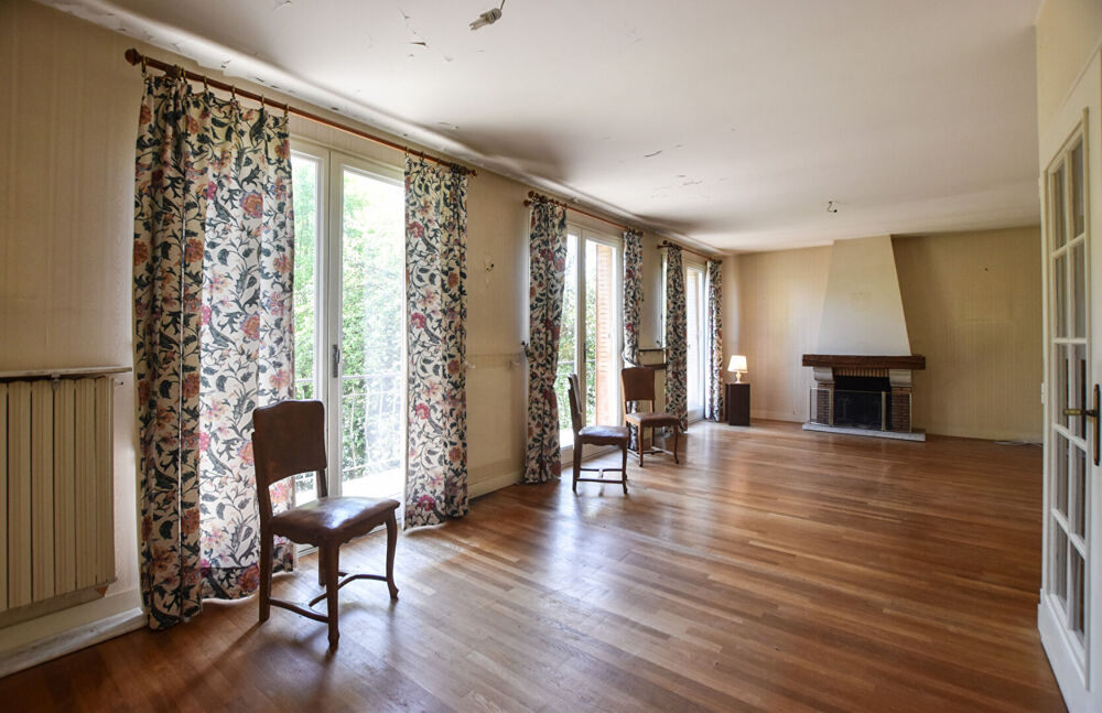 Maison Thise 7 pièces sur 17 ares 38 de terrain
