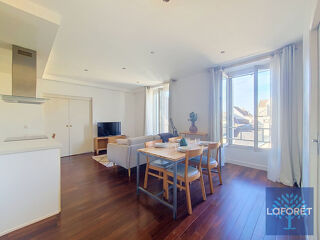  Appartement à louer 3 pièces 65 m²