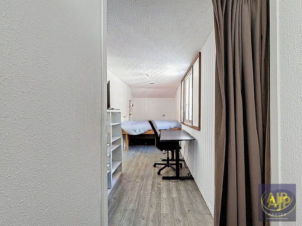 Vente Appartement Nantes Hôtel de Ville - Appartement T1 Bis à vendre avec cuisine séparée - 18m2 Nantes