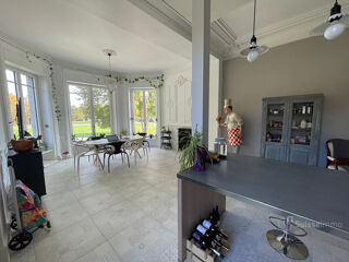  Appartement � vendre 3 pi�ces 221 m�