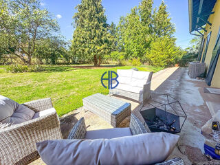  Maison � vendre 9 pi�ces 318 m�