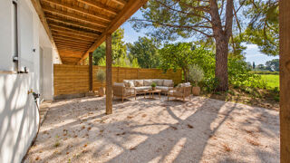 Vente Appartement appartement 3 pièces avec jardin privatif à aix-en-provence , quartier recherché de la souque Aix en provence