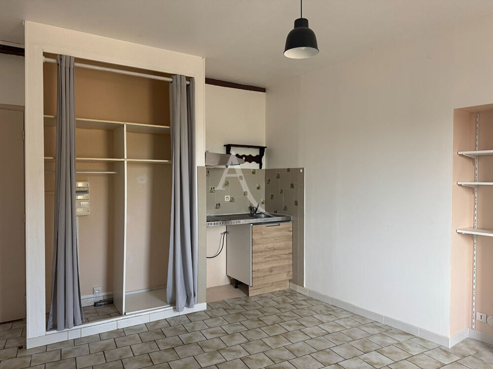 Cordes Sur Ciel appartement type T2 de 28 m²