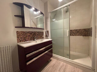  Appartement  vendre 4 pices 75 m