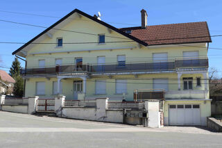  Immeuble � vendre 14 pi�ces 425 m�