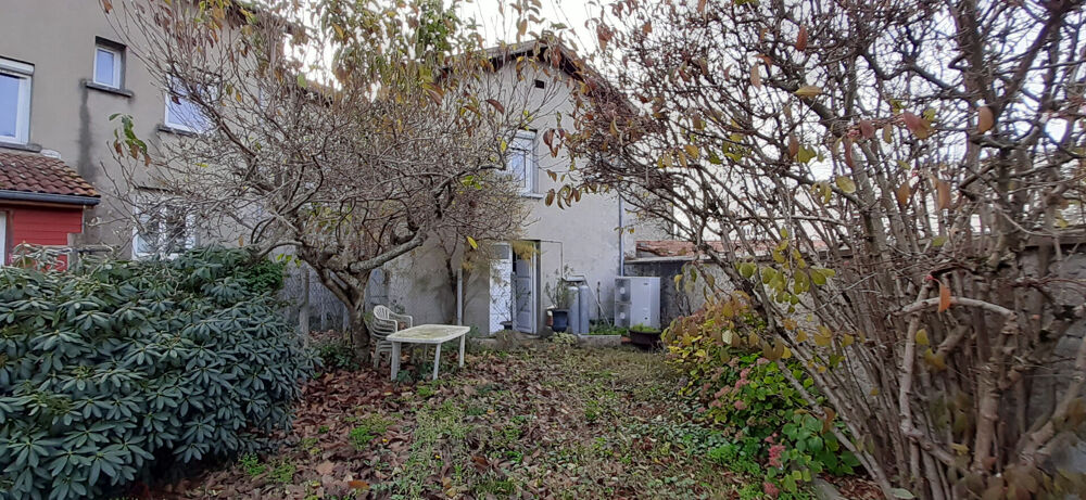 Petit budget, grand potentiel : maison avec jardin et dépendance aménageable