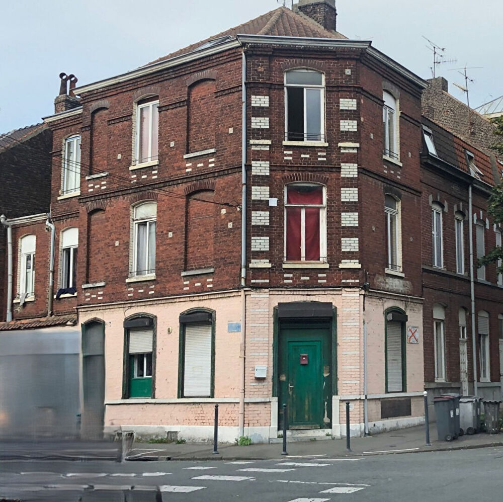 Maison 9 pièces 124 m² · à Roubaix · 124 m² · 220 000 €