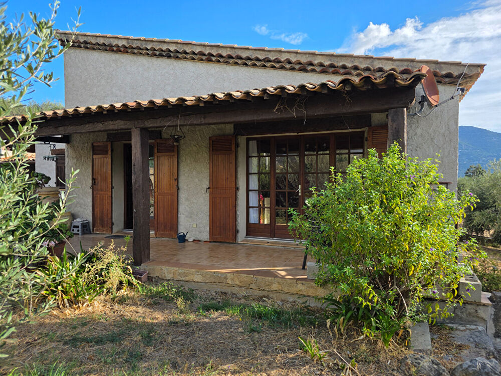 Vente Maison A saisir superbe potentiel pour cette villa indépendante sur une parcelle de  1000m2 environ Carros