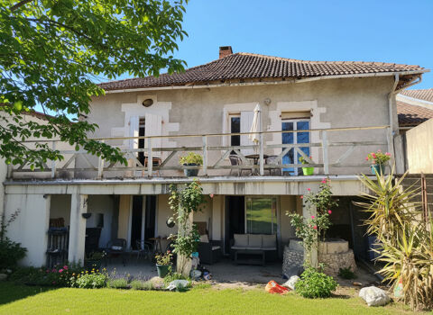   EXCLUSIVIT� . Grande maison en pierre avec fort potentiel � Mensignac Maison - 7 pi�ce(s) - 280 m�