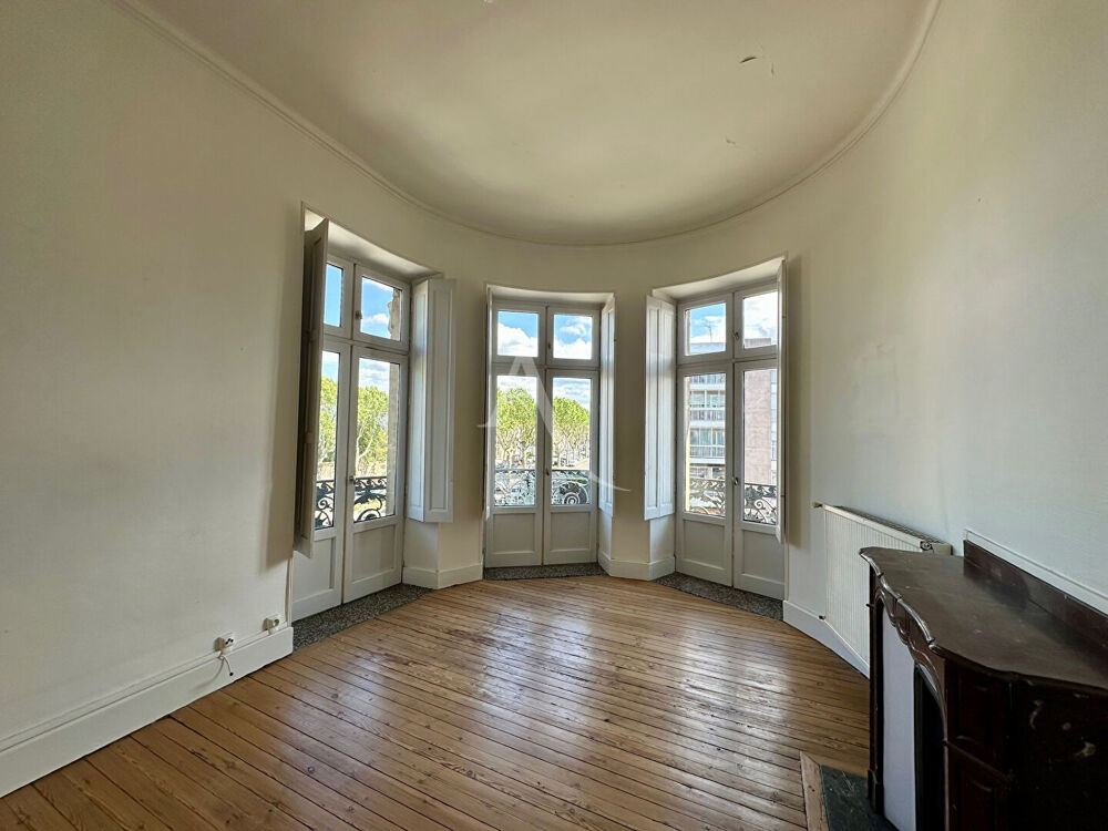 SPACIEUX APPARTEMENT EN CENTRE VILLE DE CARCASSONNE