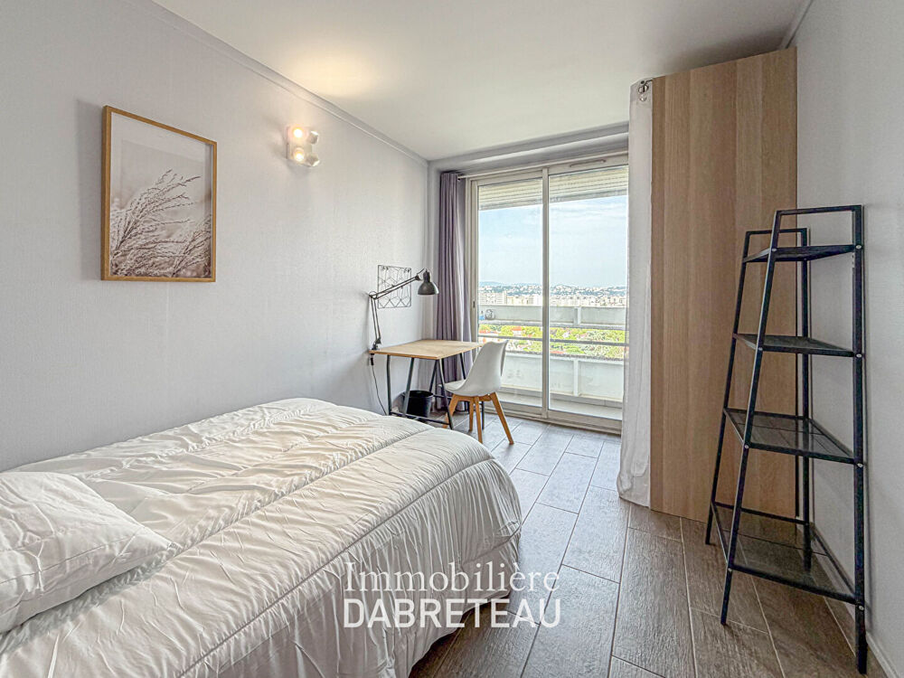 Chambre à louer dans un appartement en colocation - Mermoz/ Pinel - 6 pièce(s) 95 m2