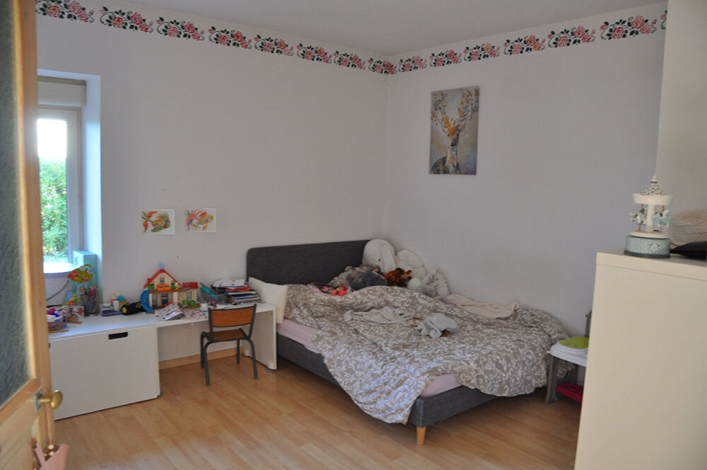Location Maison Belle maison en pierre à LARNAUD Larnaud