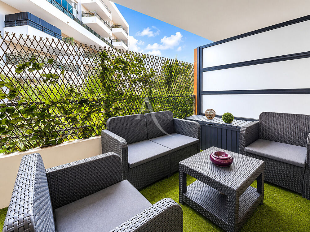 Vente Appartement Appartement 2 pièces avec terrasse 8m2 Marseille 11
