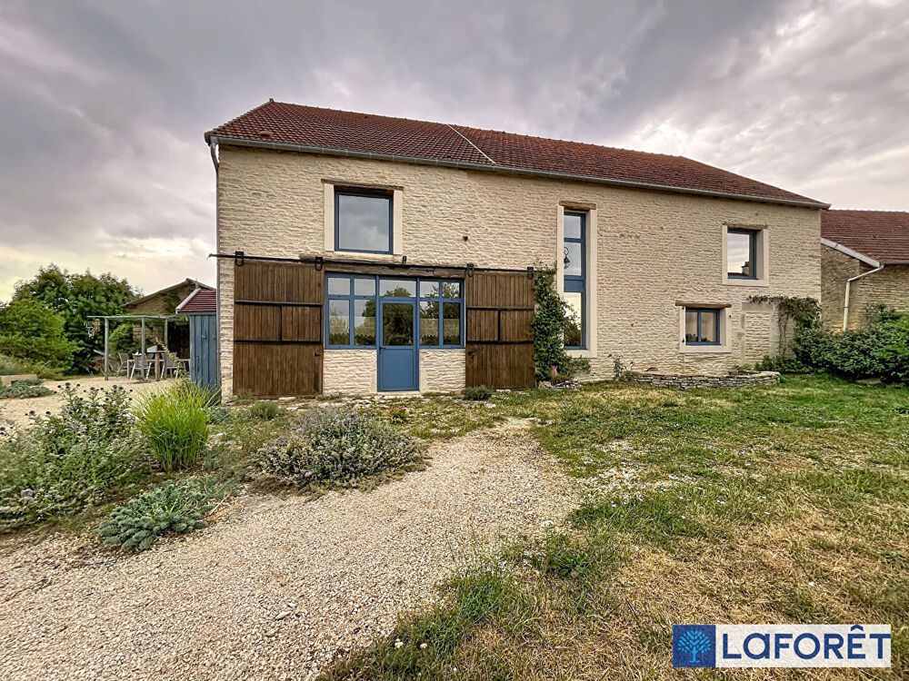 Maison Saulx Le Duc (luxerois) 3 pièce(s) 178.5 m2