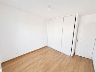  Appartement à louer 3 pièces 71 m²