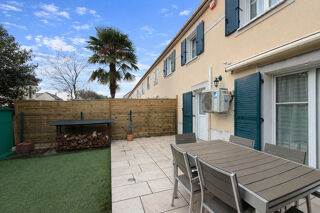  Maison � vendre 7 pi�ces 165 m�