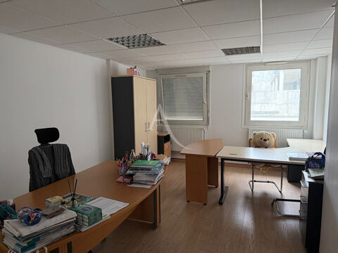   Bureaux à louer Bourg En Bresse centre ville - 143 m² et 4 stationnements 