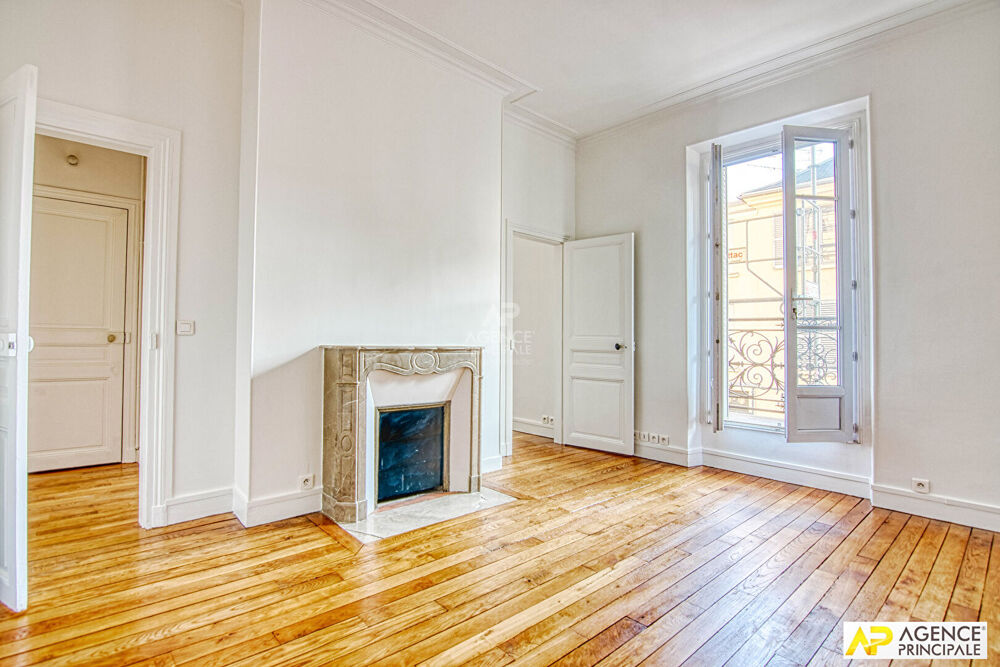 à vendre  Appartement Versailles (78000)