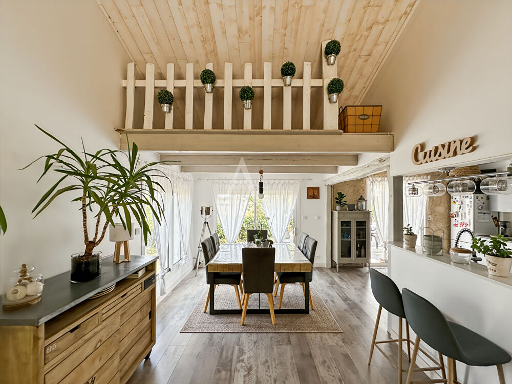 Vente Maison Maison rénovée de 126m² + 60m² de garage sur 1900m² de terrain Le perrier