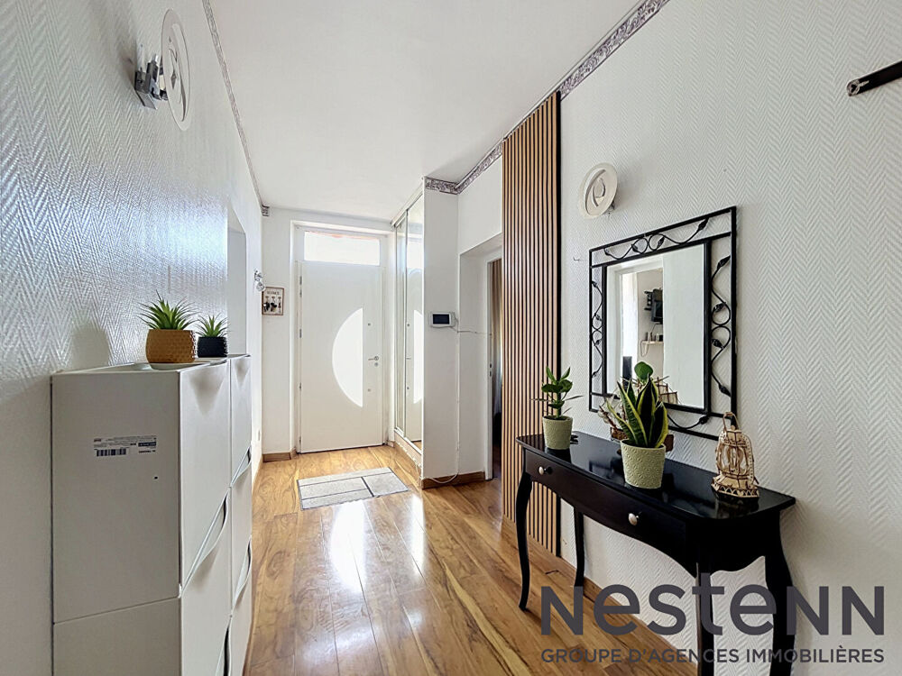 Maison familiale 7 pièces avec jardin et piscine