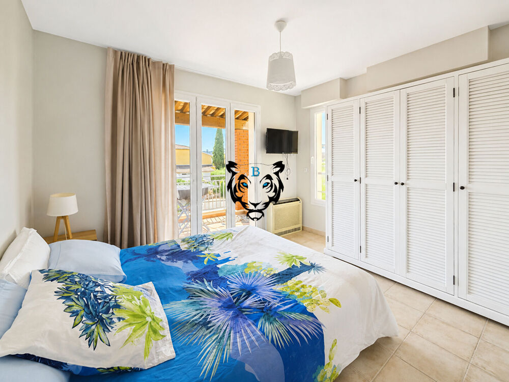 Vente Appartement Appartement Les Issambres 3 pièce(s) 62m2- Plage et commerces à pied Les issambres