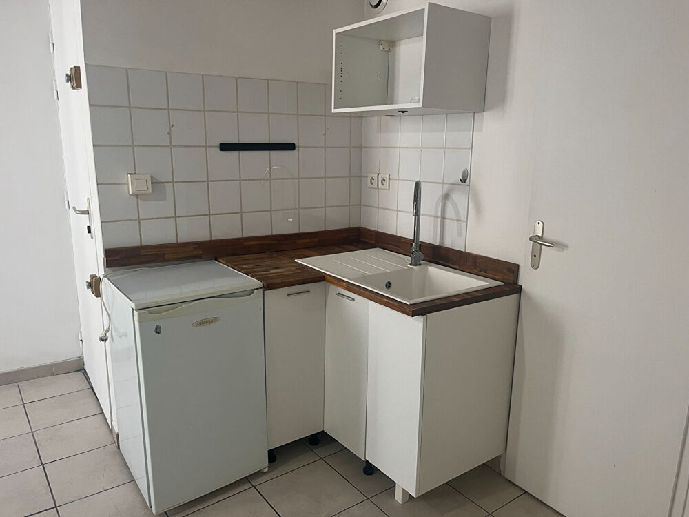Location Appartement Appartement T2- 25m² Istres