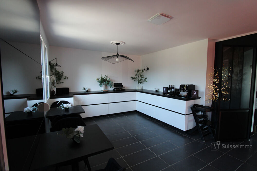Maison Besançon 6 pièce(s) 147.15 m2