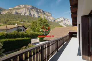  Maison à vendre 10 pièces 255 m²