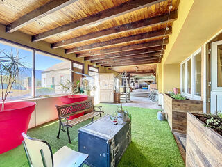  Maison à vendre 10 pièces 250 m²