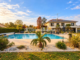 Vente Maison Maison Riorges 200 m2 - 4 chambres - 2690 m² de terrain Riorges