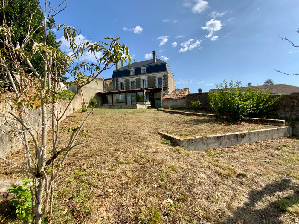 Vente Maison Maison Montendre 12 pièces 370 m2 Montendre