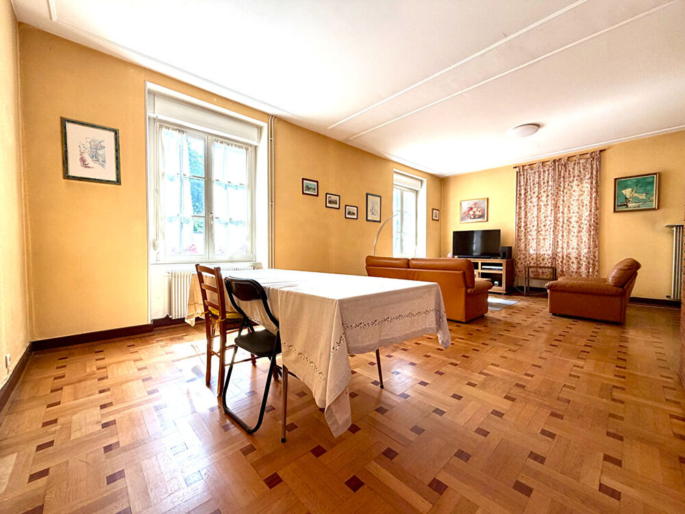 Vente Maison Maison Guebwiller 7 pièce(s) 161 m2 Guebwiller