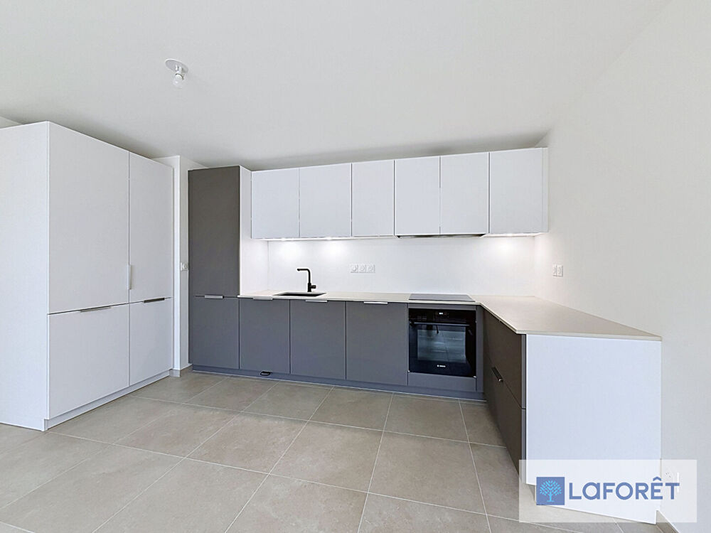 Location Appartement Appartement Ferney Voltaire 3 pièce(s) 72.84 m2 Ferney voltaire