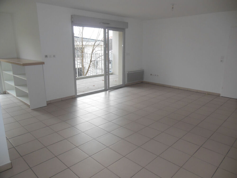Location Appartement Toulouse 31200 Quartier Croix Daurade/ Bonnefoy  SANS FRAIS AGENCE  T4 Récent de 83.50m² avec  Terrasse couverte de 8.60m² 1 pla Toulouse
