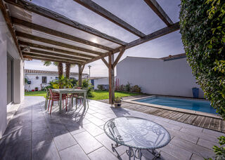 Maison 6 pièces 153 m² · à La Jarrie · 153 m² · 535 500 €